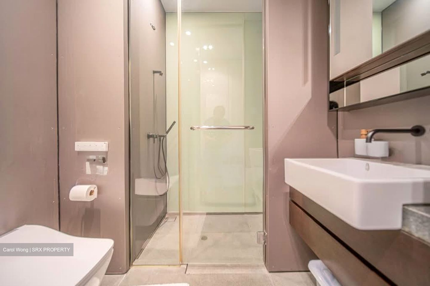 Martin No 38 (D9), Apartment #593688441